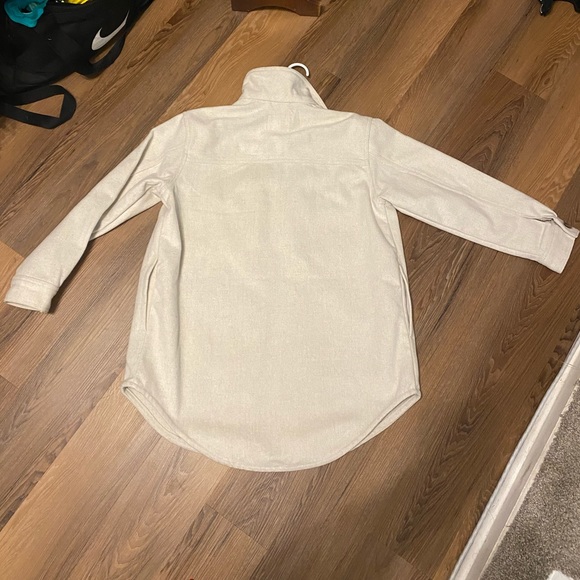 Old Navy size medium Shacket - Picture 2 of 5